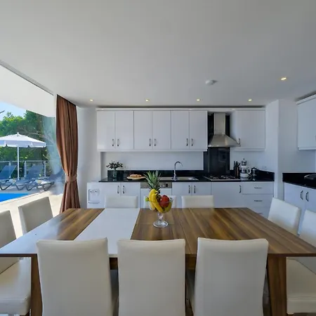 Lumiere 3 فيلة كاس