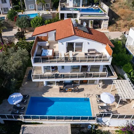 Lumiere 3 Villa