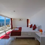 Lumiere 3 Villa *